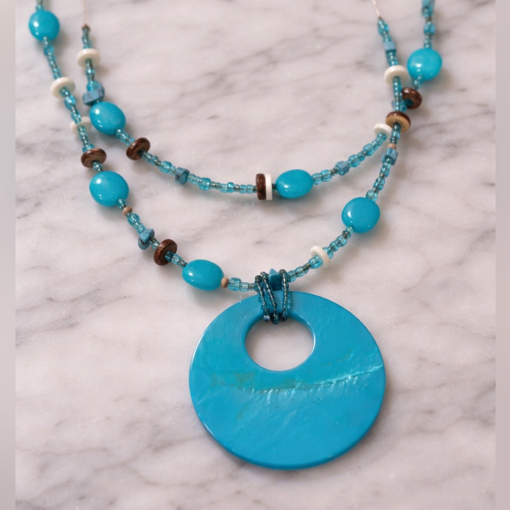 Turquoise Beaded Statement Necklace with Round Shell Pendant